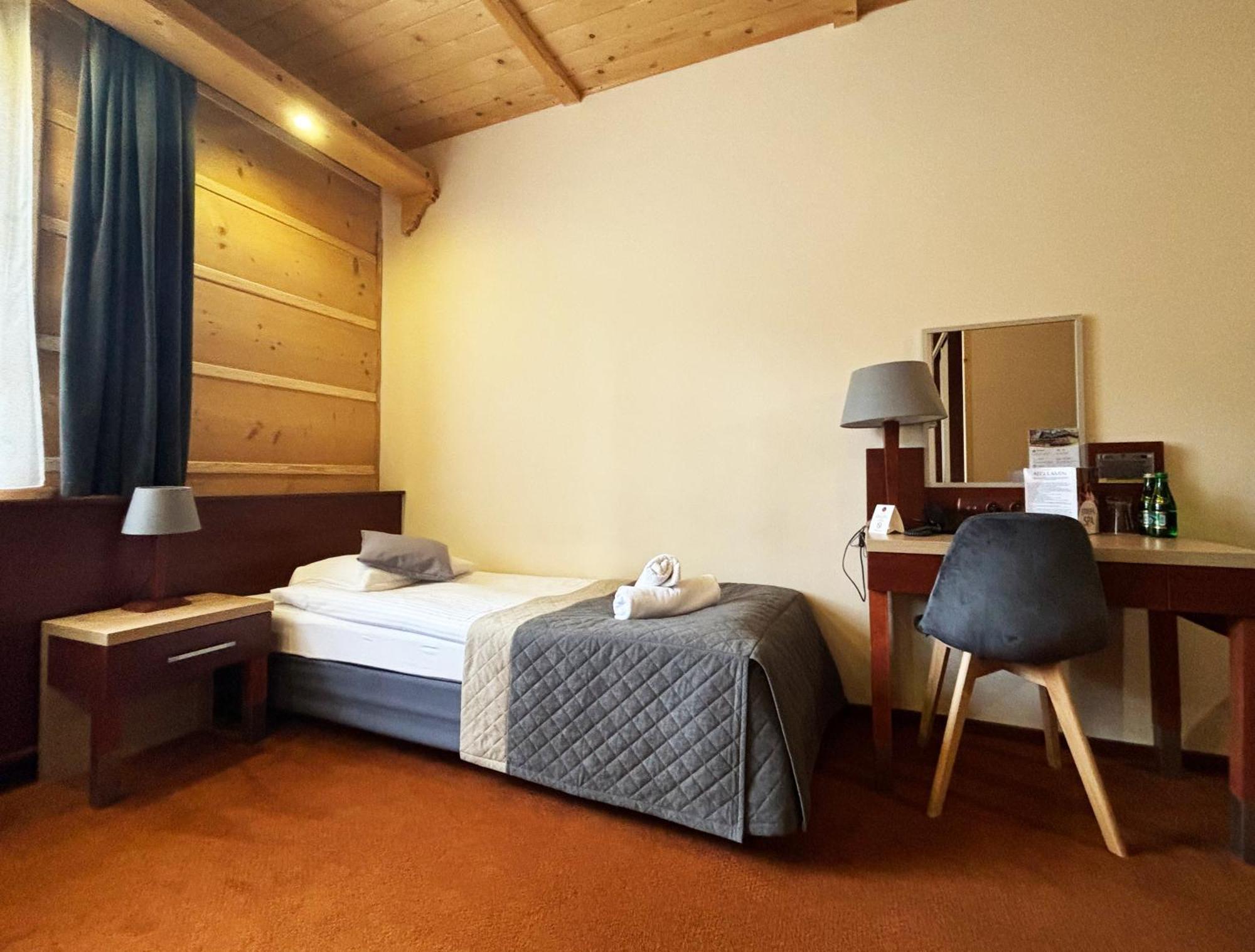 Hotel 365 เคียลเซ ภายนอก รูปภาพ